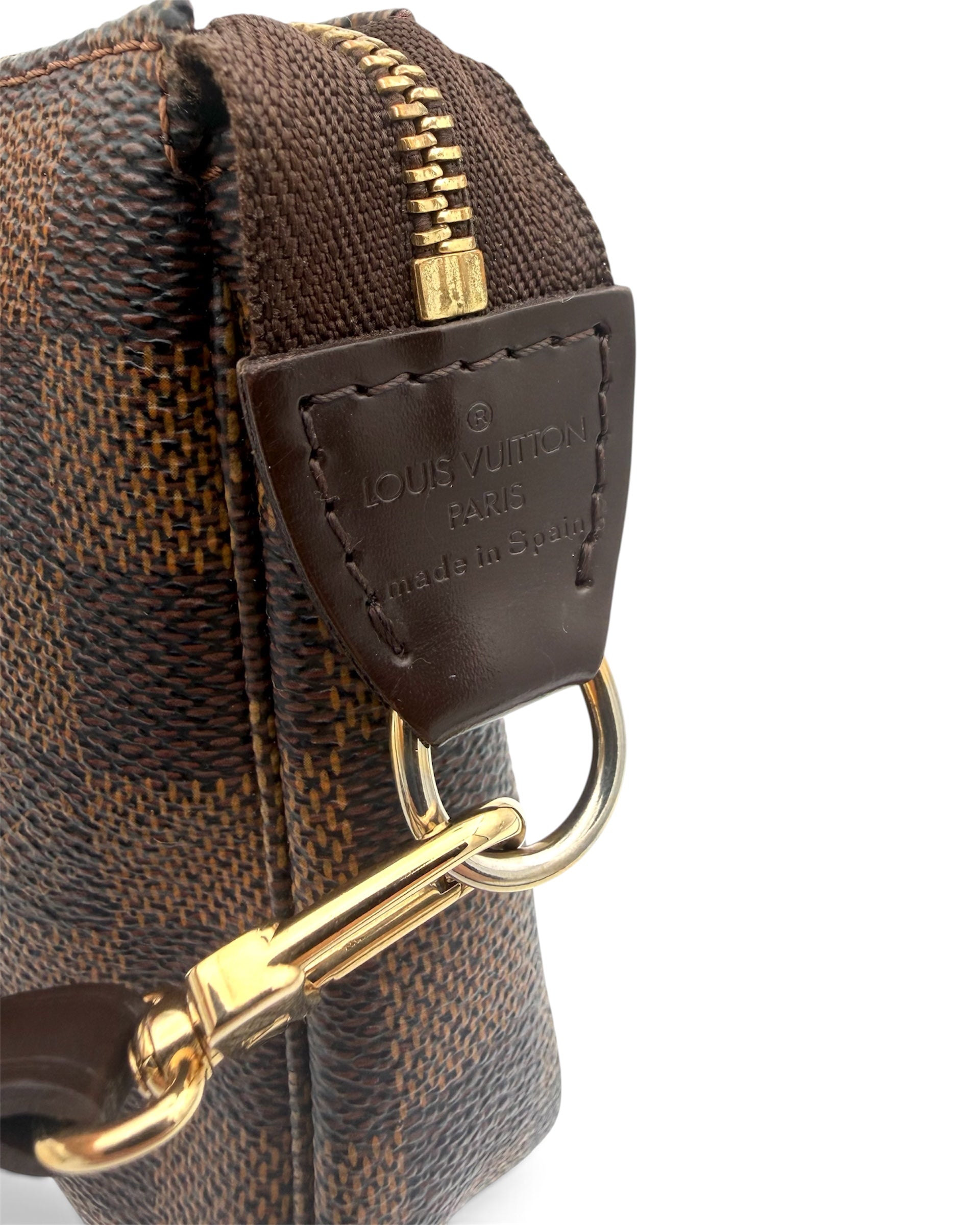 Louis Vuitton Pochette Accessoires