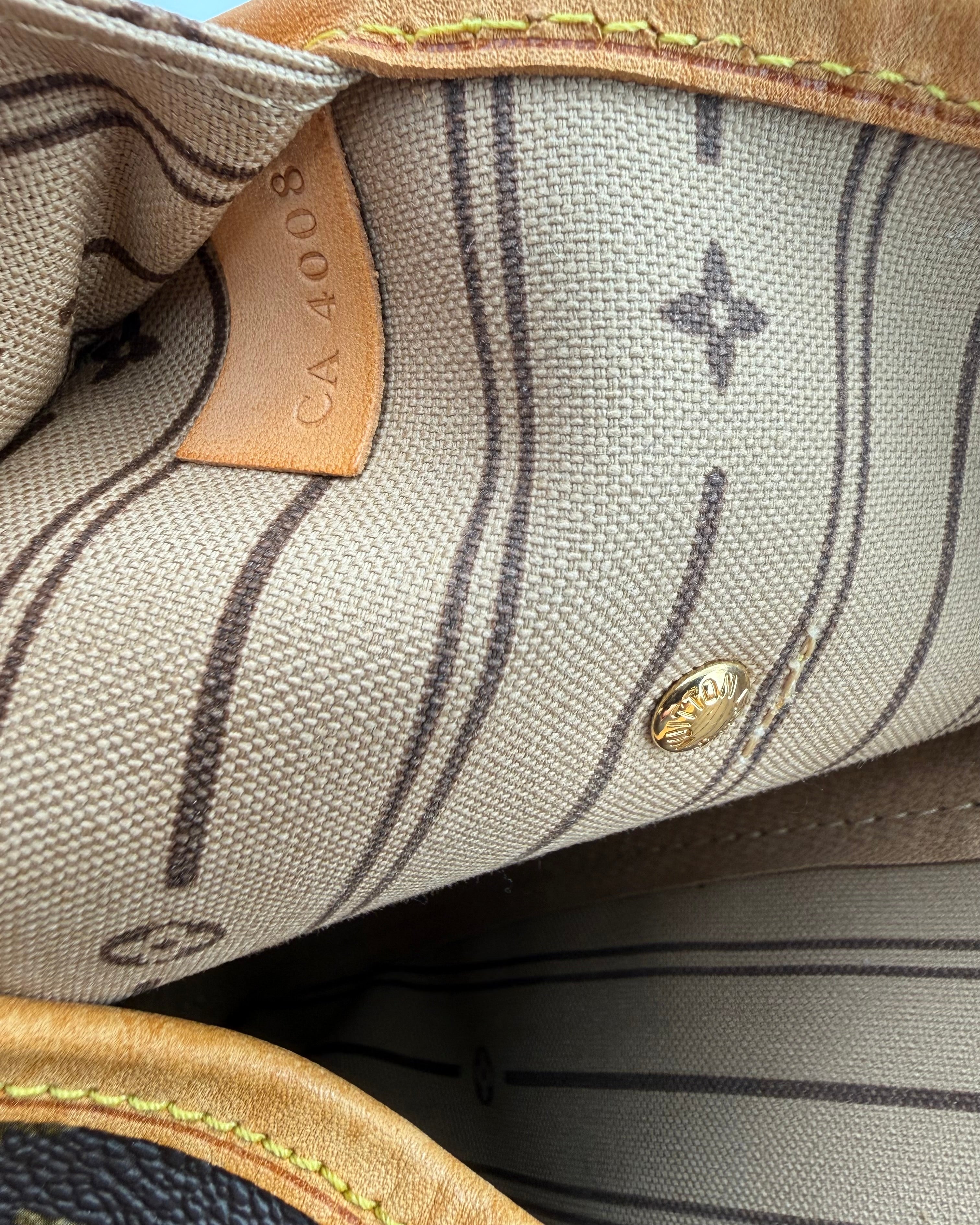 Louis Vuitton Neverfull MM