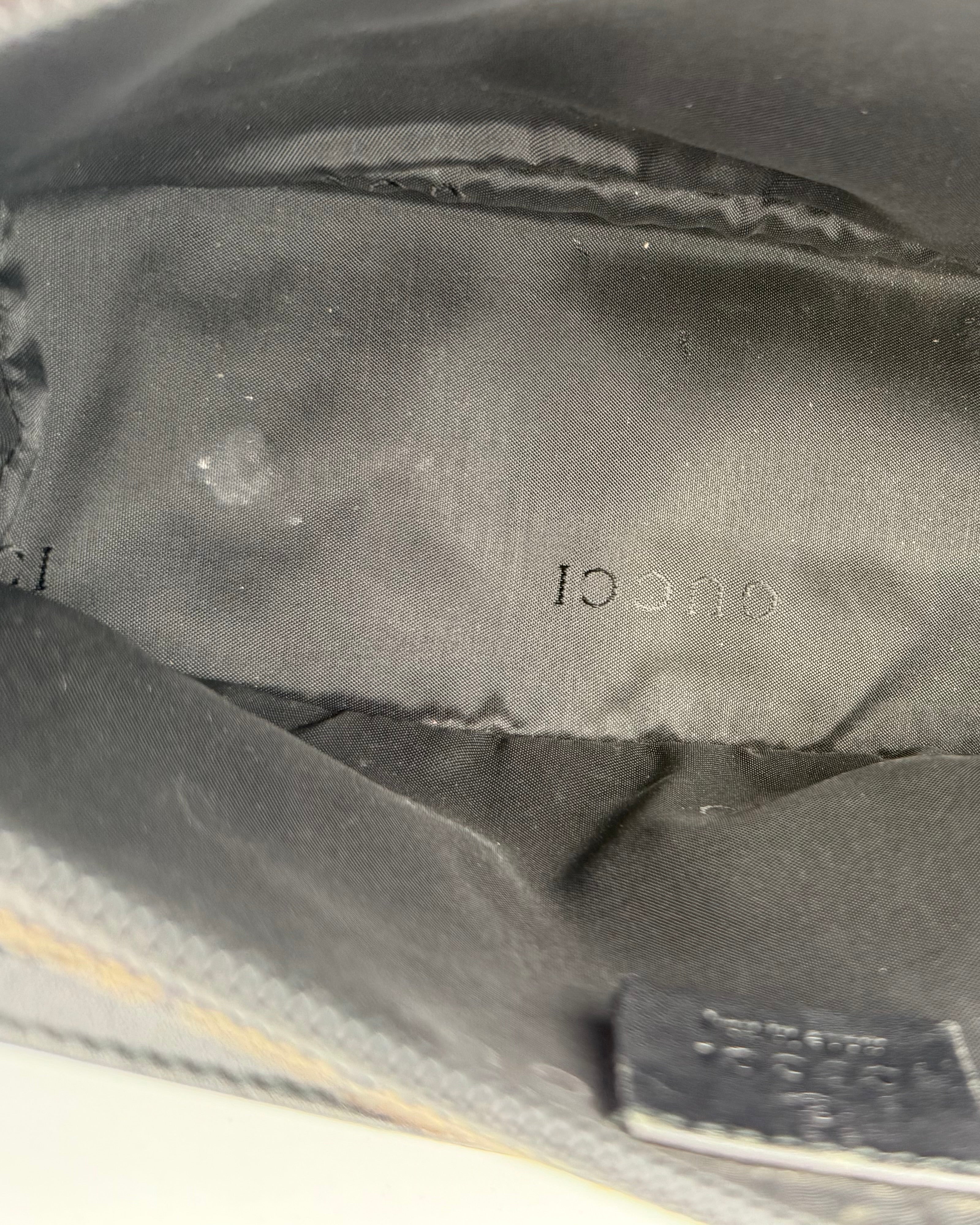 Gucci Boat Pochette