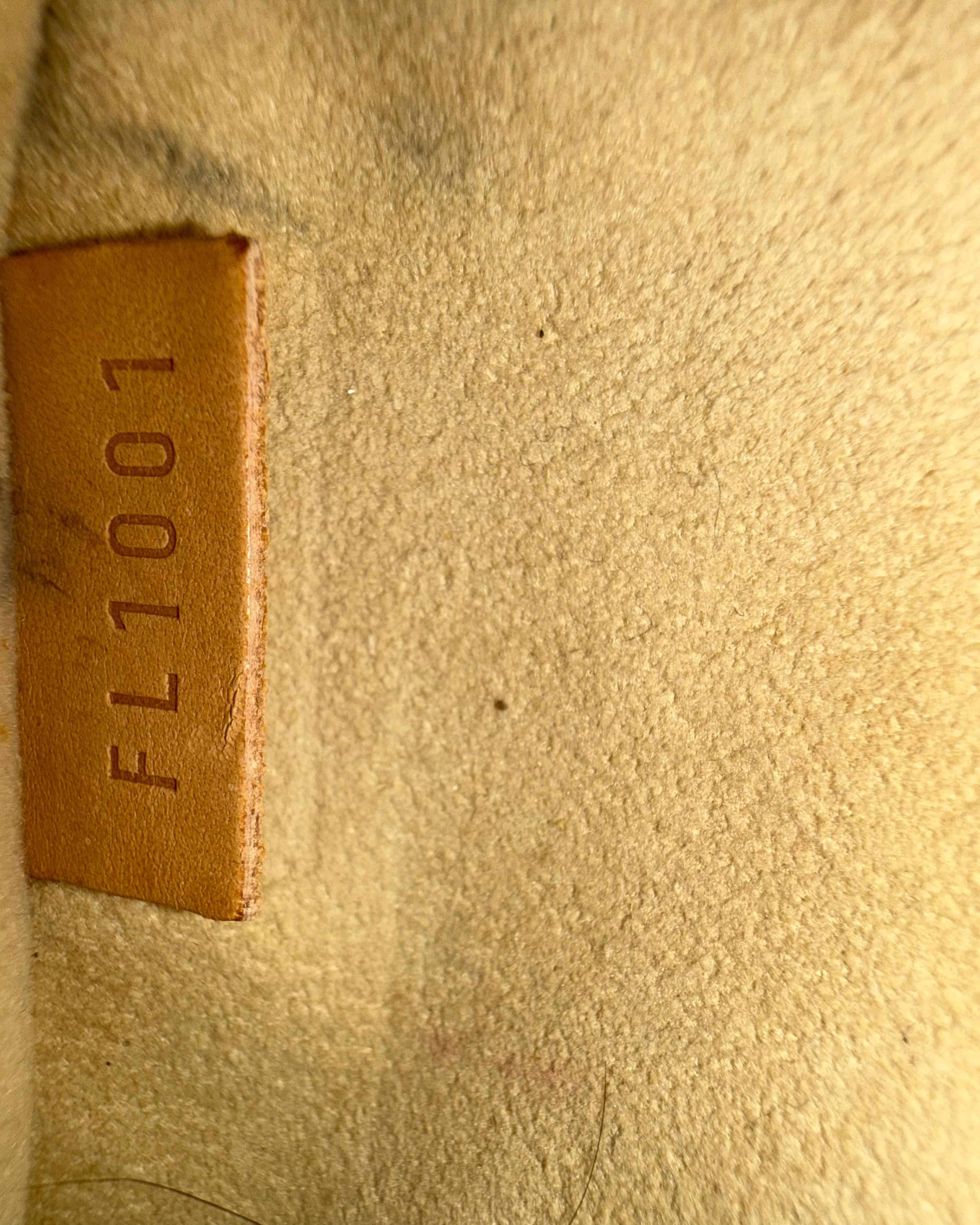 Louis Vuitton Looping MM