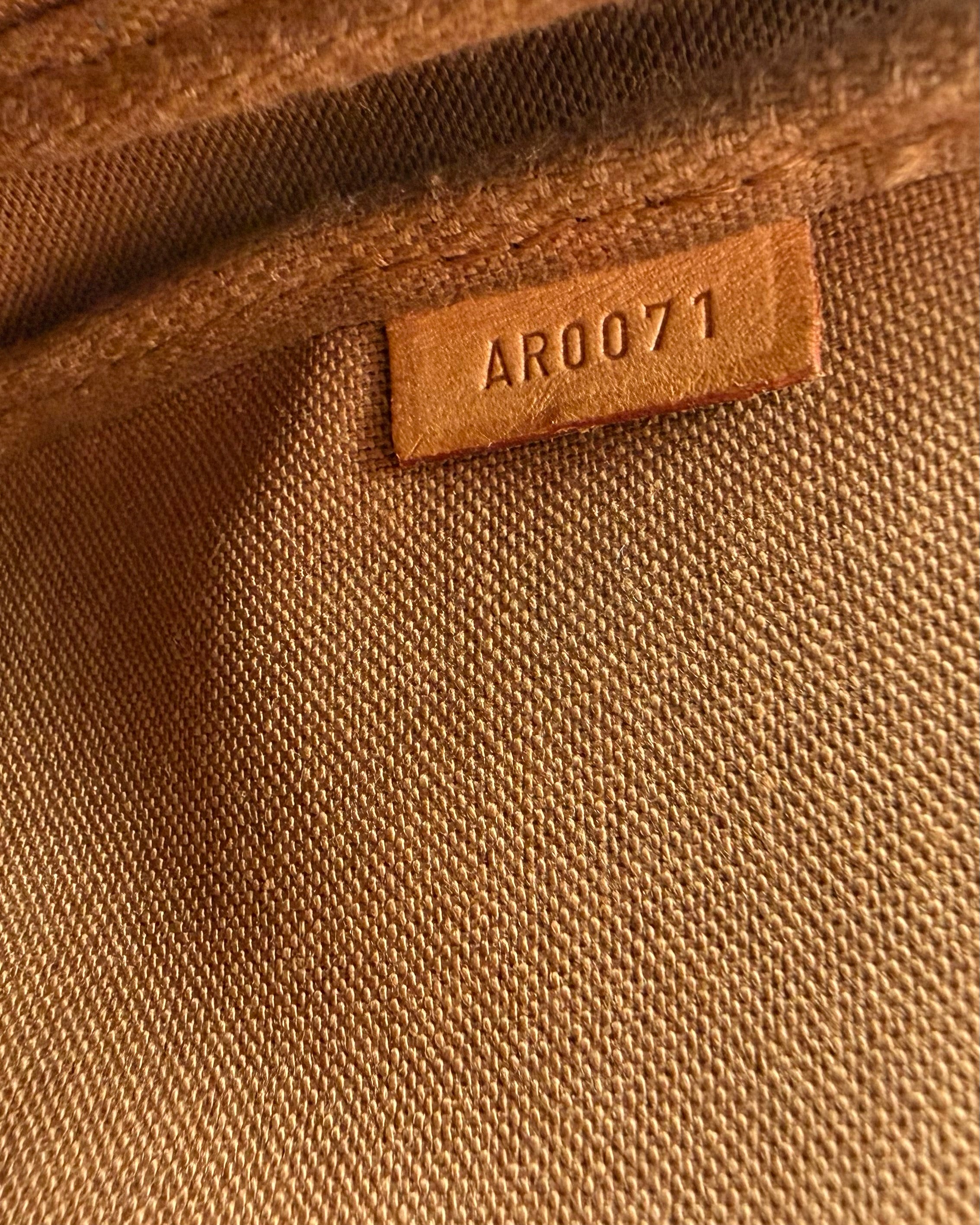 Louis Vuitton Pochette Accessoires