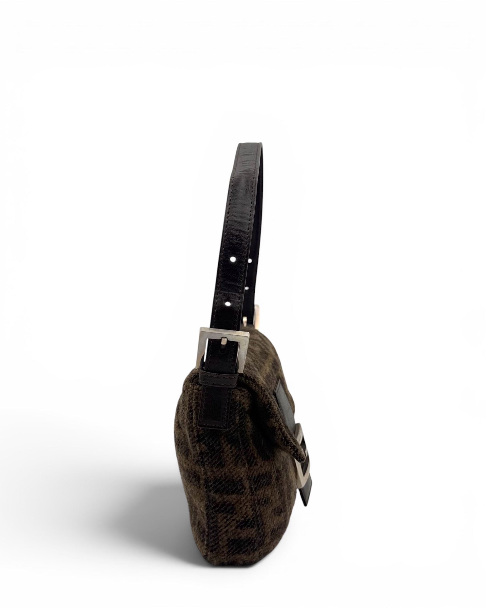 Fendi Baguette Cashmere