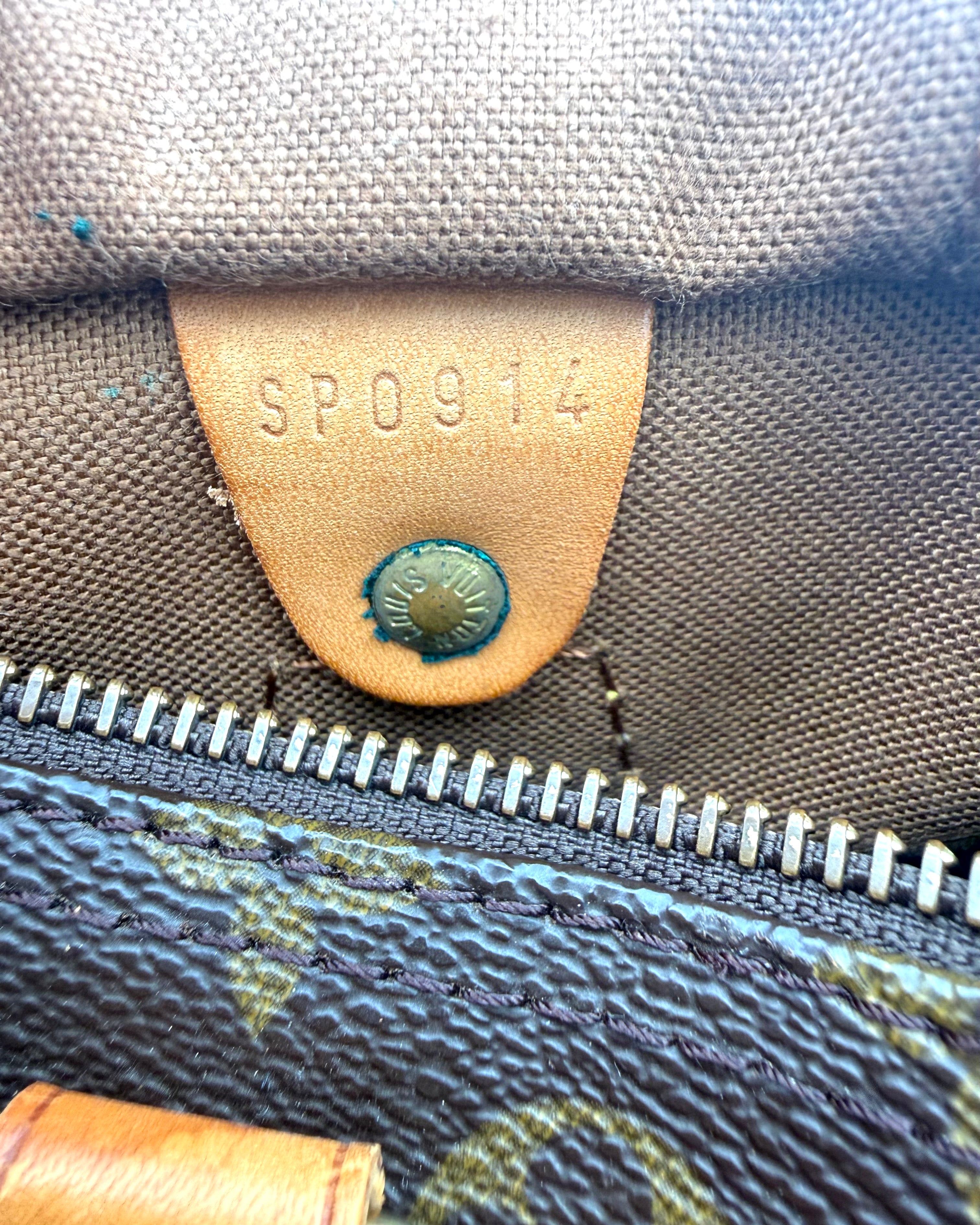 Louis Vuitton Speedy 30