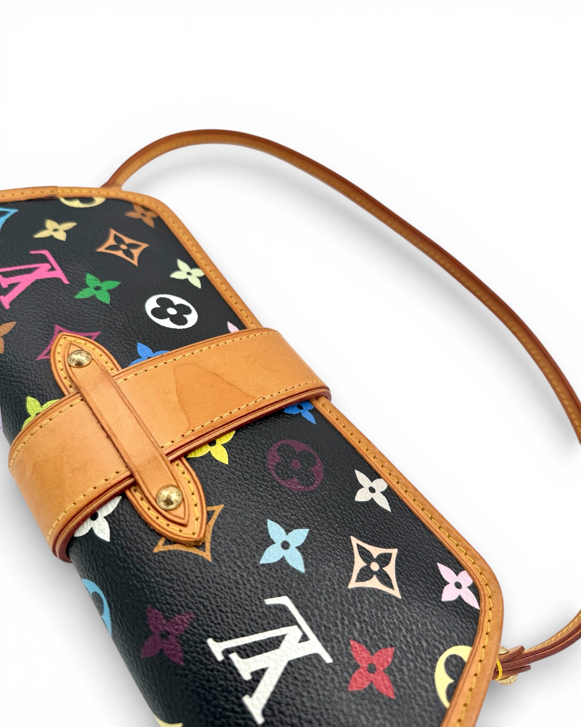 Louis Vuitton Shirley