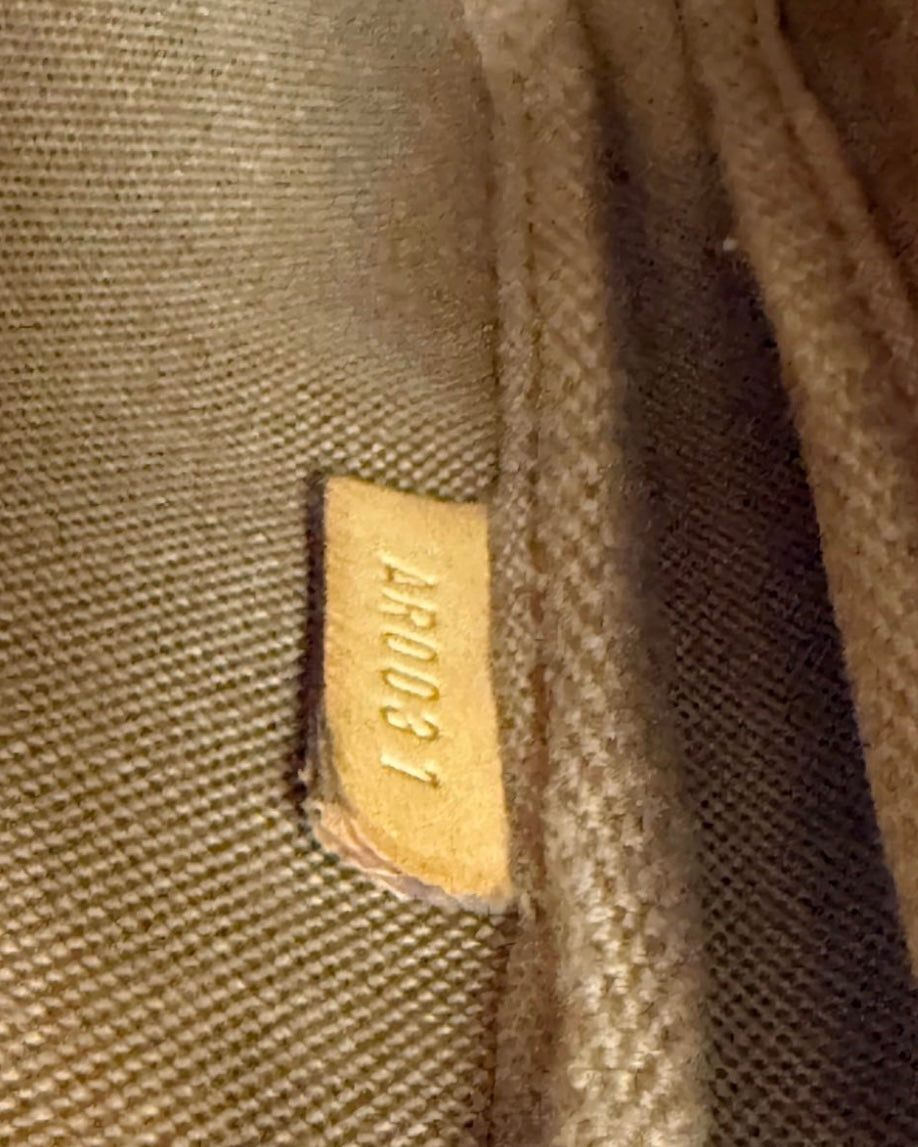 Louis Vuiiton Pochette Accessoires Graffiti